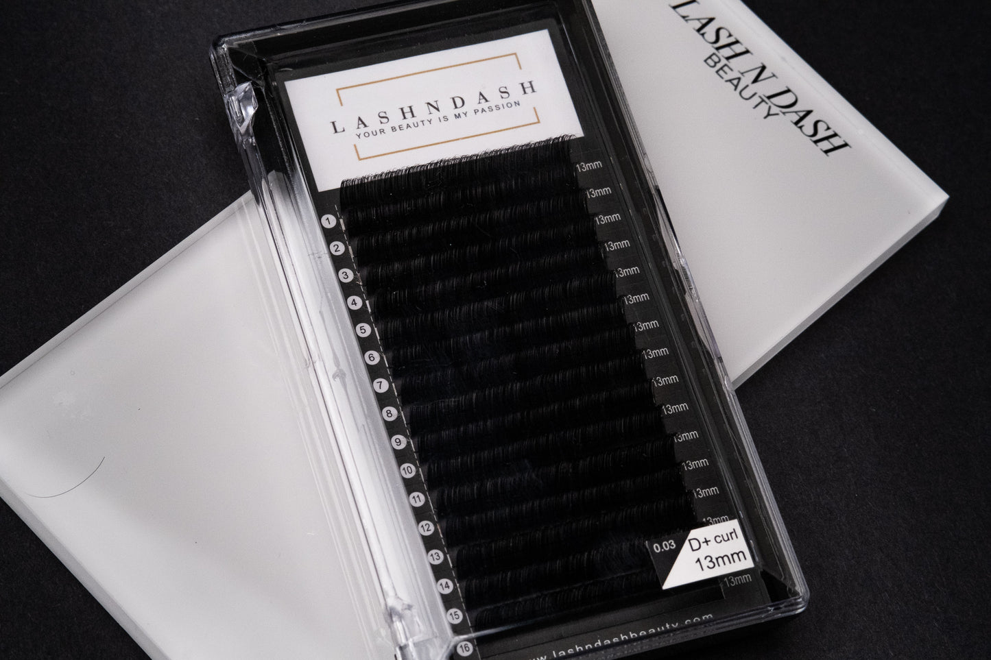 0.03 D+ MEGA VOLUME SINGLE LENGTHS LASHES- discontinued