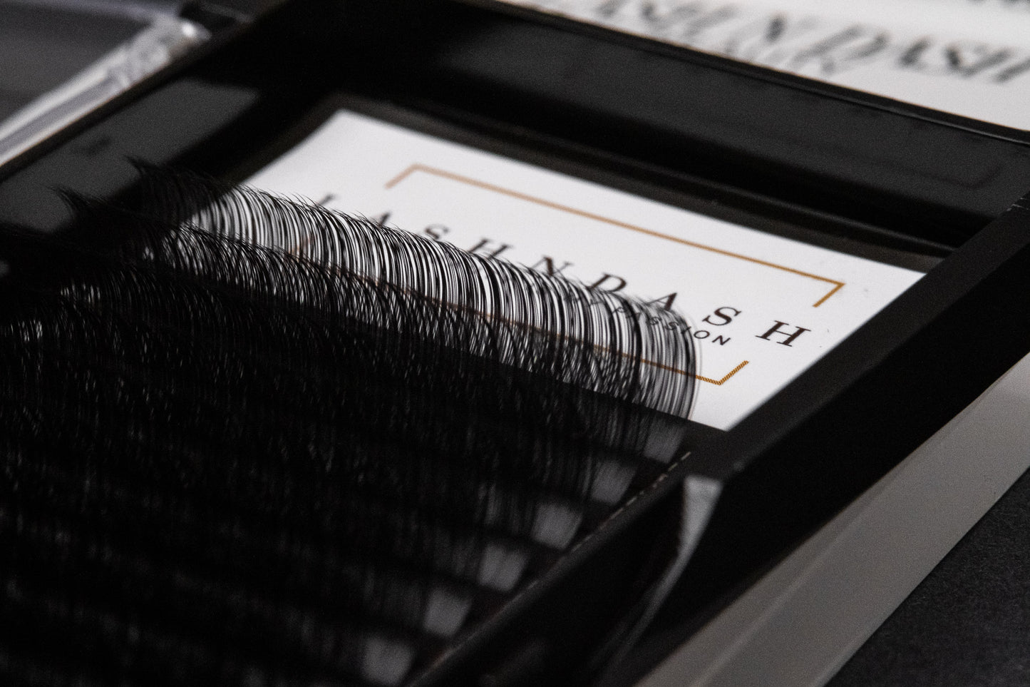 0.03 D+ MEGA VOLUME SINGLE LENGTHS LASHES- discontinued